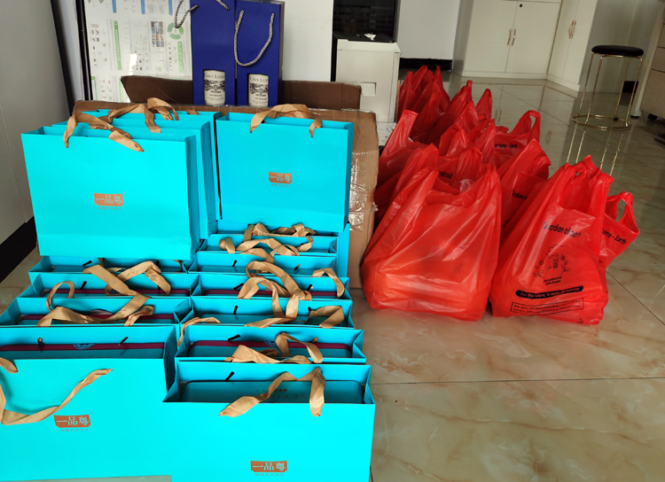 國慶中秋“撞滿懷”，祝大家中秋快樂！